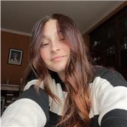 Ragazza madrelingua italiana offre ripetizioni di italiano per stranieri